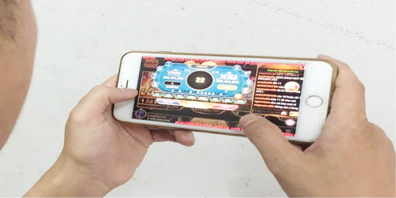 Livestream Đánh Tài Xỉu - Trò Chơi Hot Hit Nhất Tại New88 4 Livestream đánh tài xỉu thông qua điện thoại di động kết nối internet